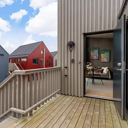 Modern In Beautiful Appartement Henningsvær